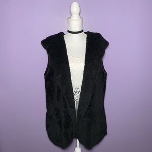 NEW Zenana Black Teddy Vest